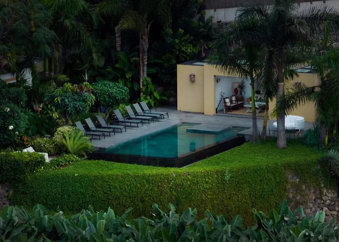 Hacienda Cuatro Ventanas Villa